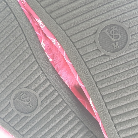 Victoria's Secret gold tag Signature Fuchsia/Pink size Medium 7-8 - Picture 8 of 9